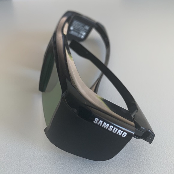 Samsung 3D Active Glasses V23.00 - Accessory For Smart TV (SSG-3100GB) - Picture 13 of 15